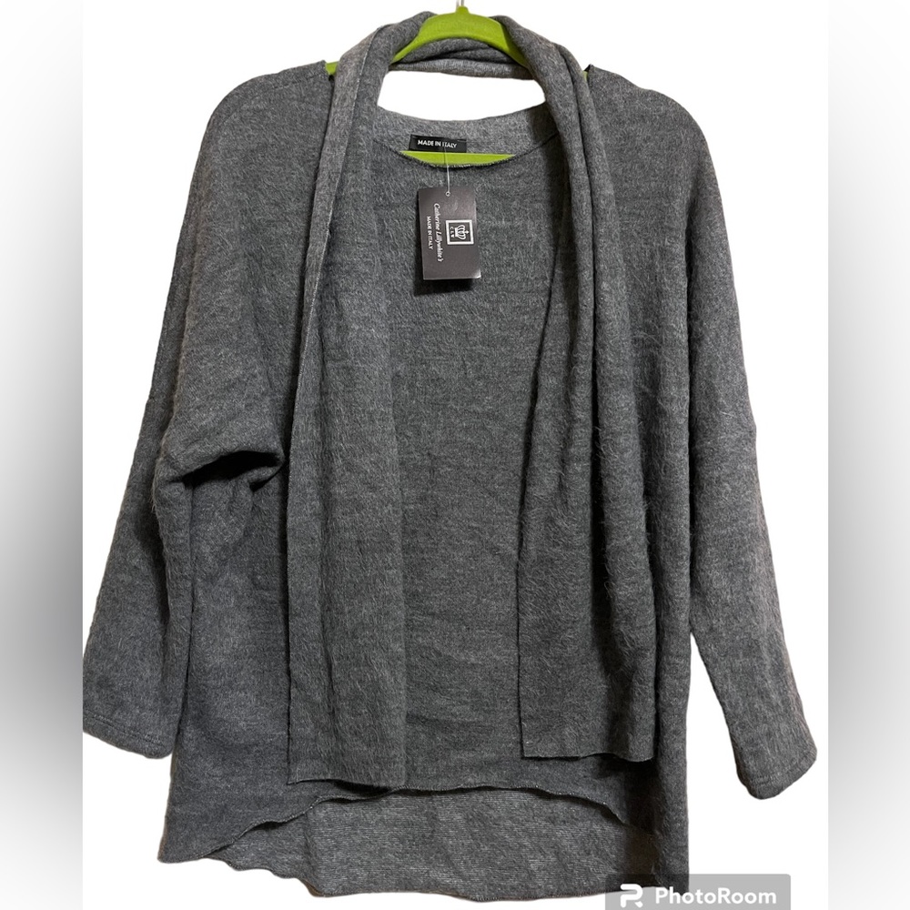 CLW - 90’s Made in Italy 🇮🇹 beautiful, cozy gray sweater
